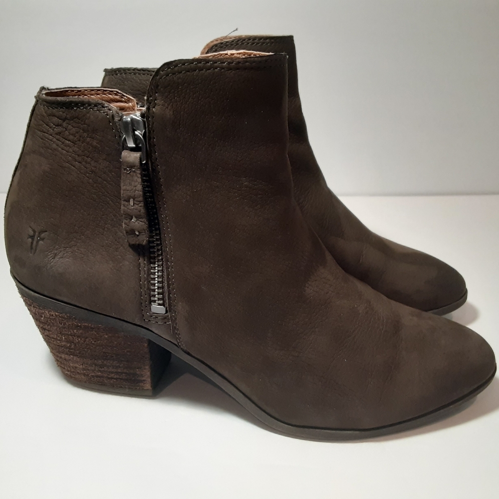 ♥️FRYE ankle BOOTIES🧤